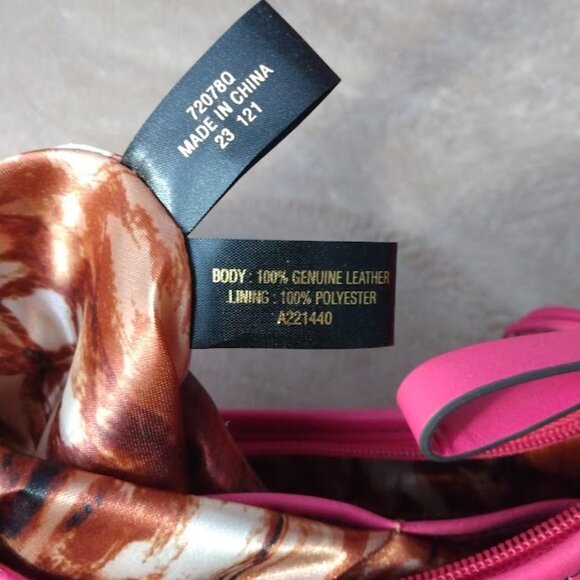 Etienne Aigner Smooth Leather Pink Hobo/Shoulder Bag Scottsdale Collection FLAWS - Picture 16 of 16